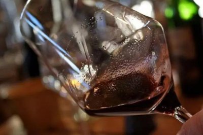​红酒酸度什么意思？红酒的甜度和酸度