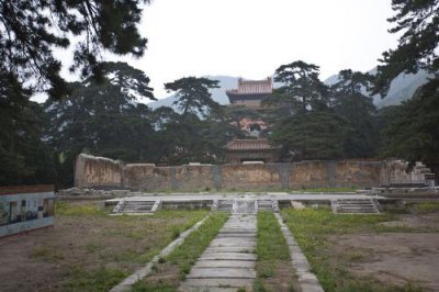 ​明茂陵与聚宝山的关系