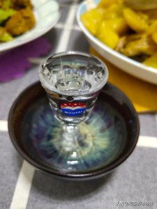 ​牛栏山白酒 大瓶(牛栏山白酒52度多少钱一瓶)