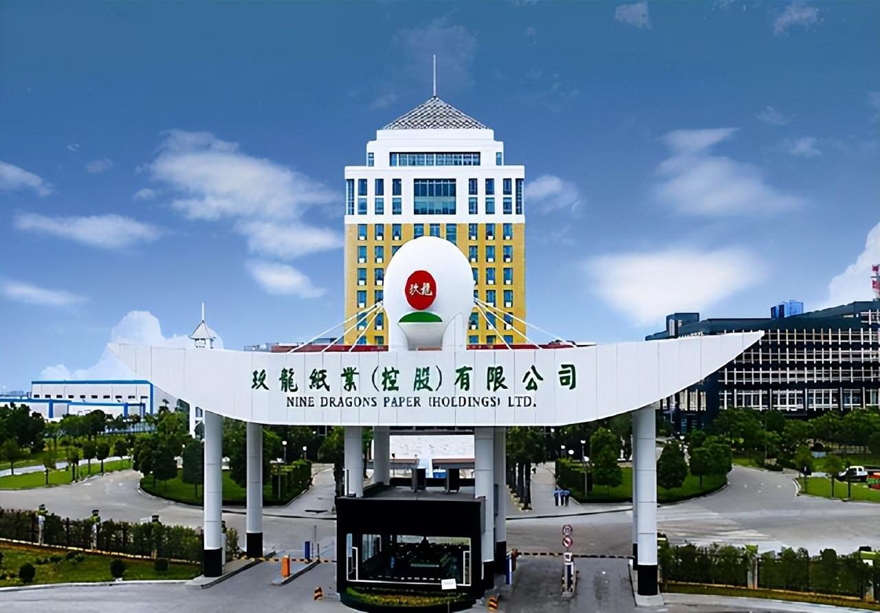 中国女首富第一是谁（中国女首富第一是谁）