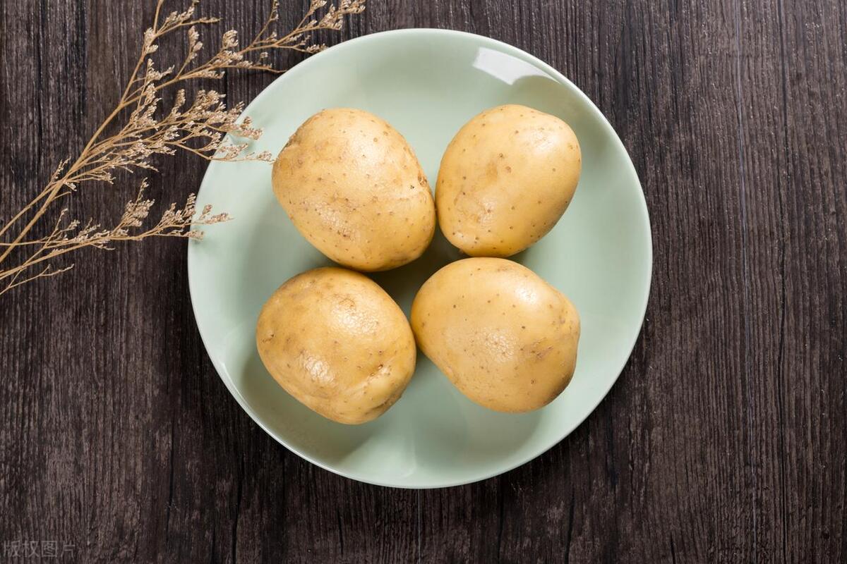 甘肃适合送人的土特产(甘肃能带走的特产零食)