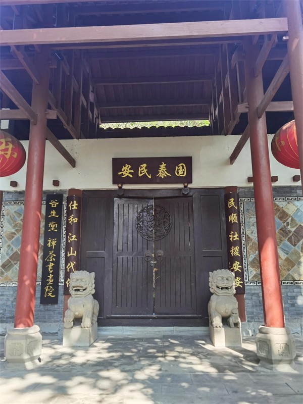 照母山森林公园门票多少钱(照母山森林公园游玩路线)