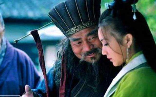 王允利用貂蝉除掉董卓用什么计策(王允貂蝉施用的计谋叫什么)