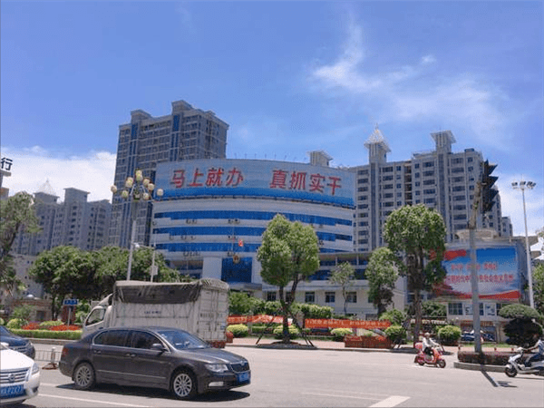 街道大还是社区大(社区与街道哪个为上级)