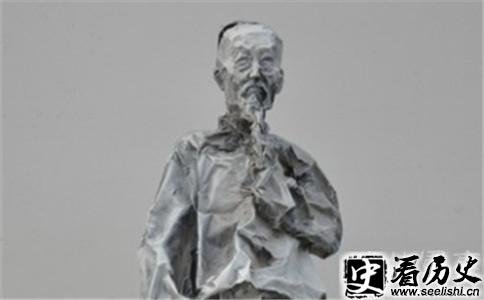 辜鸿铭雕像