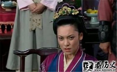 ​杨门女将中的柴郡主是什么人