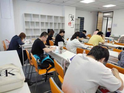 ​全球十大顶尖音乐学院排名（世界前十名音乐学院）