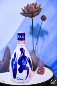 ​青花瓷汾酒是药酒吗还是白酒？青花瓷汾酒是什么香型