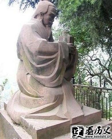 曹芳雕像