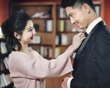 ​“模范夫妻”李小萌和王雷：一个有情，一个有义，幸福背后有泪水