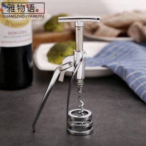 ​红酒开瓶器使用(红酒开瓶器使用 *** 塑料旋转)