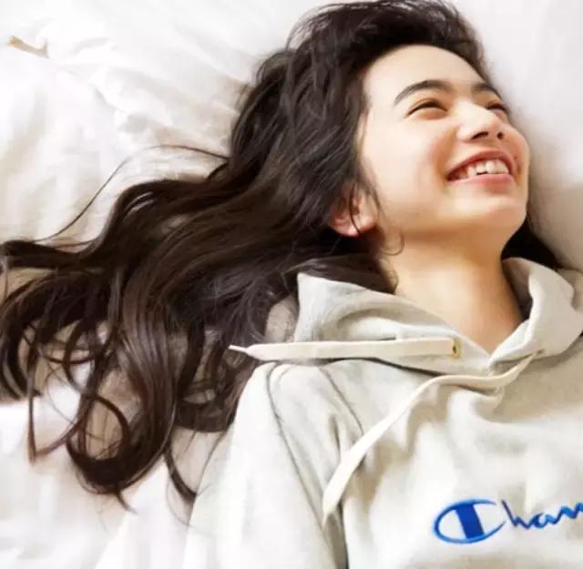 权志龙最近爆出的女友（你们的权志龙GD与小松菜奈恋情曝光）(13)