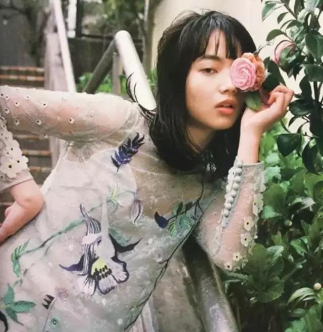 权志龙最近爆出的女友（你们的权志龙GD与小松菜奈恋情曝光）(19)
