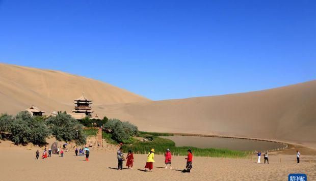 月牙泉在哪个省哪个市旅游景点最多