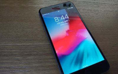 ​今天把iPhone6p升级到IOS12瞬间流畅了！但是续航崩了