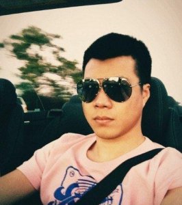 ​黄毅清在微博晒出男人下体照片！网友：你发的时候不打马赛克？
