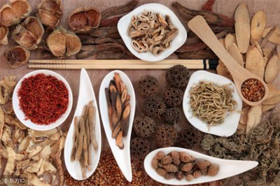​牛膝的功效与作用 怀牛膝到底有什么不同？