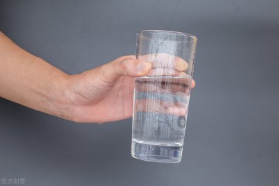 ​阴虚火旺吃什么药效果最好（阴虚火旺，知柏地黄丸、六味地黄丸没用？中医教你