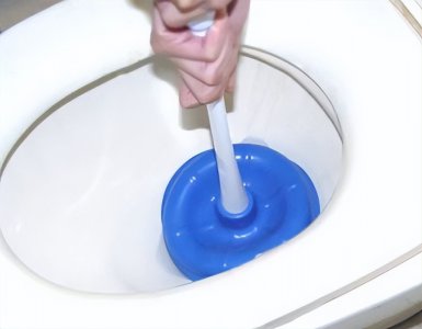 ​坐便器堵了怎么办？这六大绝招轻松解决，最后一个太绝了