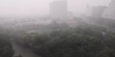 ​雷声助眠（雷电交加催我入眠）