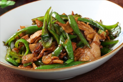 ​炒菜肉怎么腌制嫩？切记多放3样，不用嫩肉粉，炒出来又滑又嫩