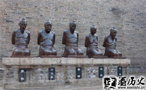 秦桧夫妇跪像
