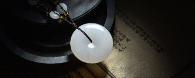 ​阿富汗玉和和田玉的区别 阿富汗玉和和田玉的区别有哪些