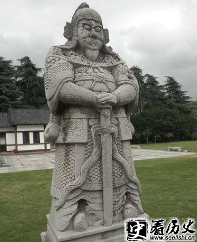 李文忠塑像