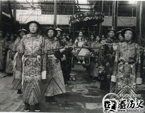 李莲英是怎么死的 揭大太监李莲英的死亡之谜