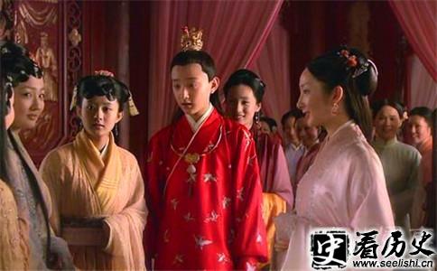 邢岫烟剧照