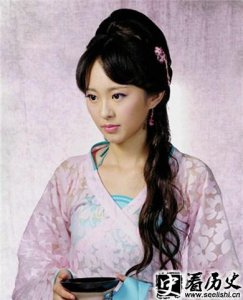​孙耀琦版潘金莲和龚玥菲版潘金莲有什么不同