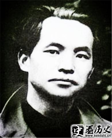 邓中夏旧照