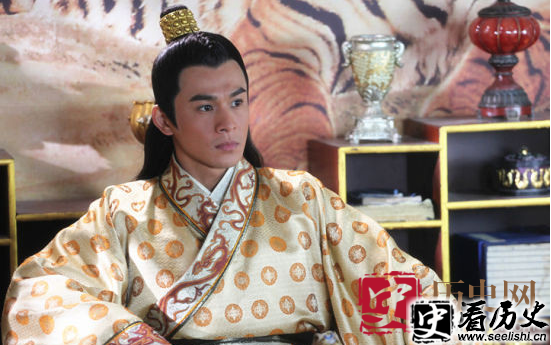 李建成
