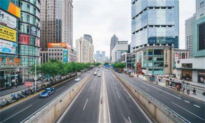 ​路边什么线能停车 道路边哪些线可以停车