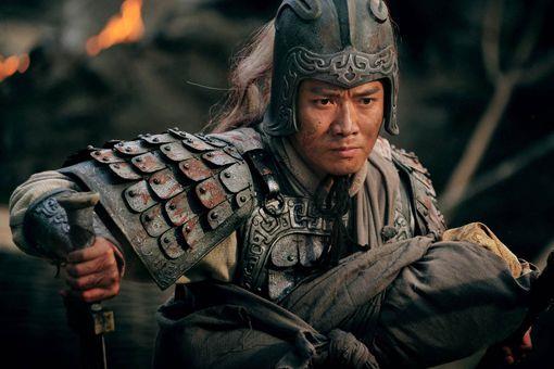五虎上将里面,谁的官职最高