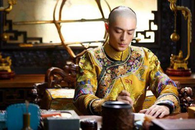 ​乾隆帝退位之后都做了些什么?