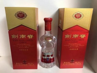 ​十年老白汾酒正品折扣(十年老白汾酒双胞胎价格)