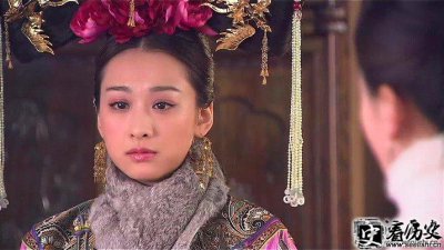​乾隆继后乌喇那拉氏简介 乾隆为什么要废掉她？