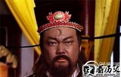 ​包拯曾弹劾三十余名重臣 唾沫星子溅皇帝一脸