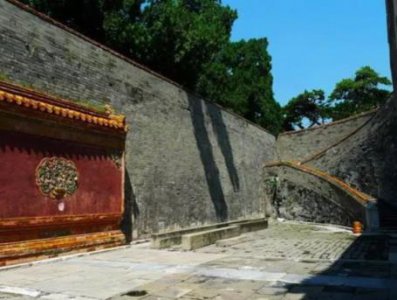 ​传说中雍正皇帝是以金头下葬 这种说法是真的吗