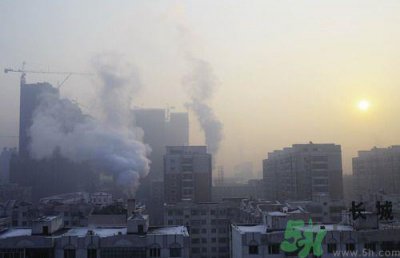 ​全国空气质量排名是怎样的？遇到雾霾天气怎么办？