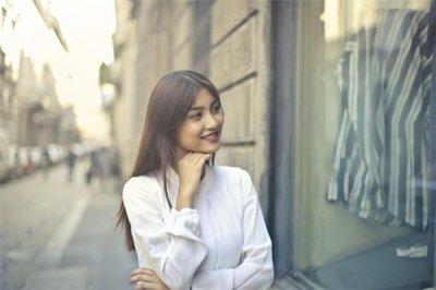 ​职场笔记:自信对人生的重要性 是对自己眼神感到确信