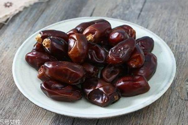 椰枣是加工后的吗 椰枣和蜜枣的区别