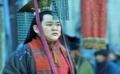 ​刘禅对孔明非常信任，为何却在孔明死后抄他的家呢？