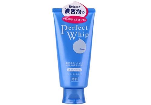 油性肌肤适合什么洗面奶 油皮适合的洗面奶