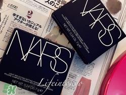 nars蜜粉和纪梵希散粉哪个好？nars蜜粉和纪梵希散粉对比