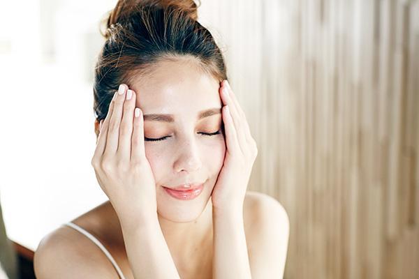 眼角纹多是什么原因 如何有效去除眼角纹