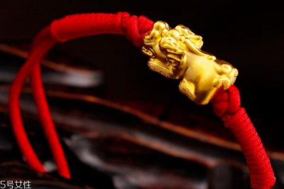 ​黄金貔貅手链戴哪只手 这些讲究要注意