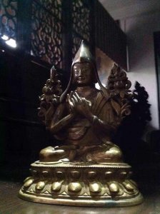 ​一代宗师宗喀巴个人生平简介（法名“洛桑扎巴”）