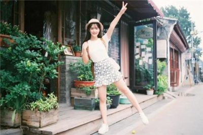 ​如何高情商的套路出女生的年龄？